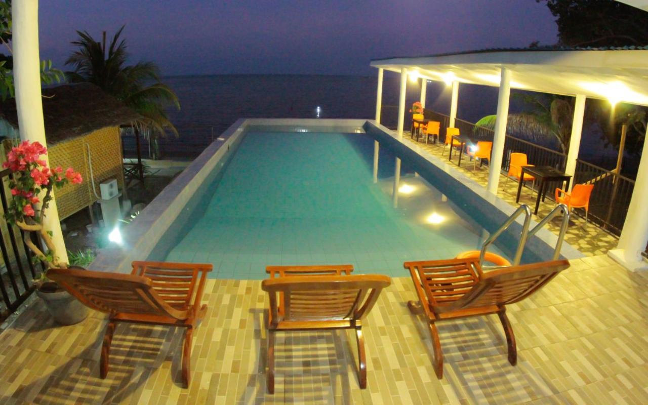 Fx72 Beach Resort ماوميري المظهر الخارجي الصورة
